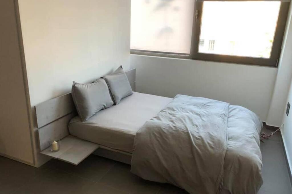 Hitech Appartment Amaliada Екстериор снимка